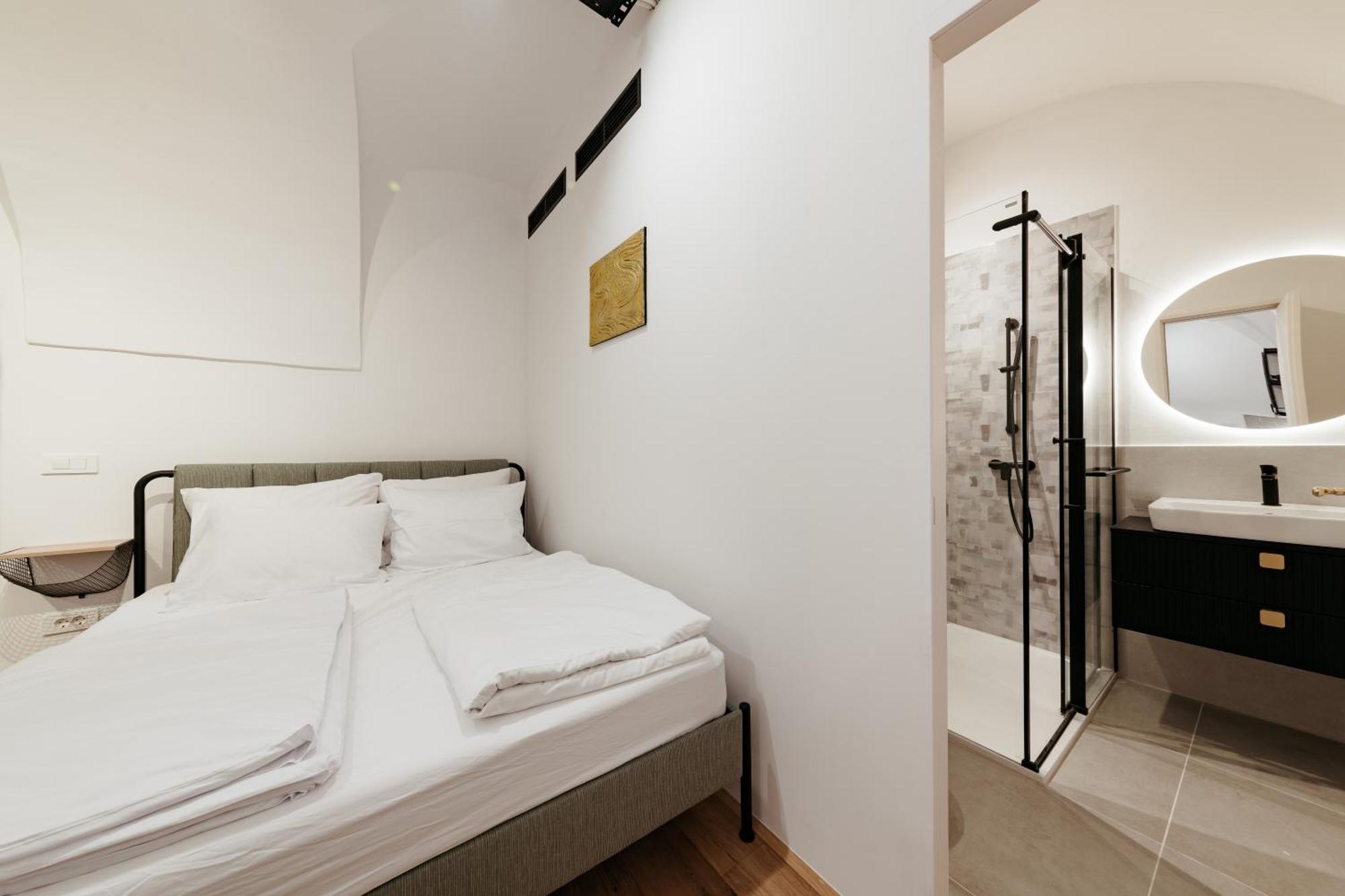 Main Square Apartments & Rooms マリボル エクステリア 写真